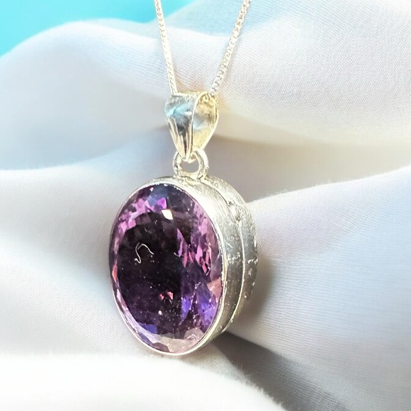 Large Oval Amethyst Sterling Silver Necklace - Picture 3 of 11